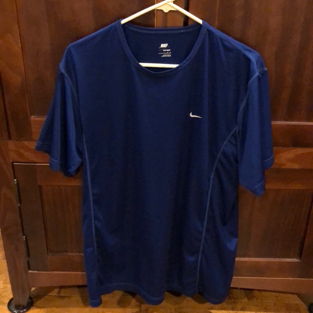 Men’s Nike athletic shirt